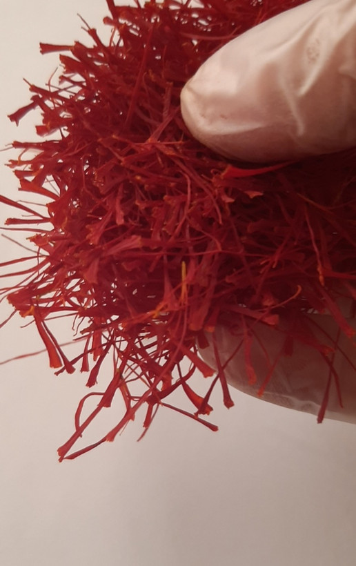 زعفران سوپر نگین نرگس